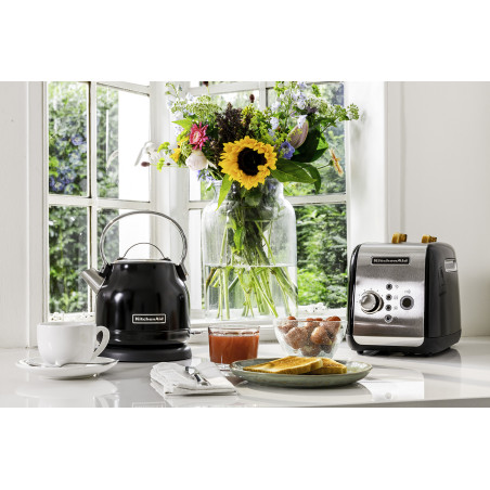 Hervidor KitchenAid EOB Negro | Estilo, potencia y diseño icónico