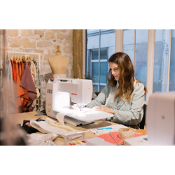 Bernina 735 PRO | Máquina de coser profesional para prendas de vestir