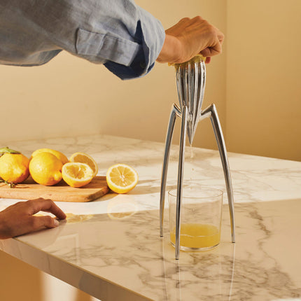 Alessi- Exprimidor de cítricos