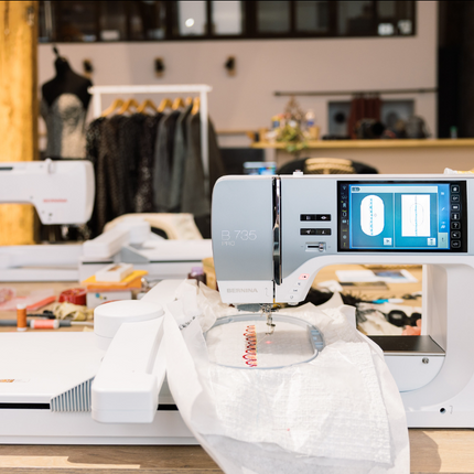Bernina -BERNINA 735 PRO con unidad de bordado