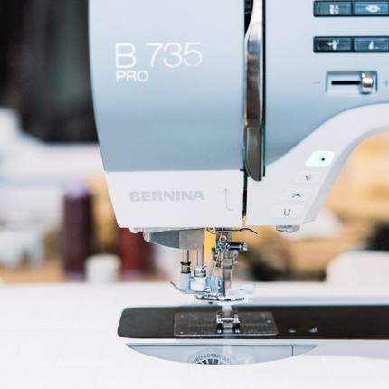 Bernina -BERNINA 735 PRO con unidad de bordado