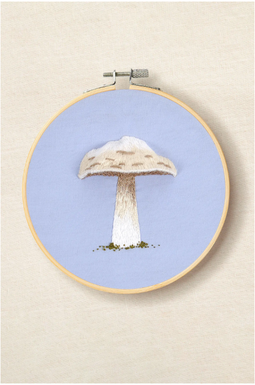 DMC-Kit de bordado avanzado Prince Mushroom por Pippa Haynes