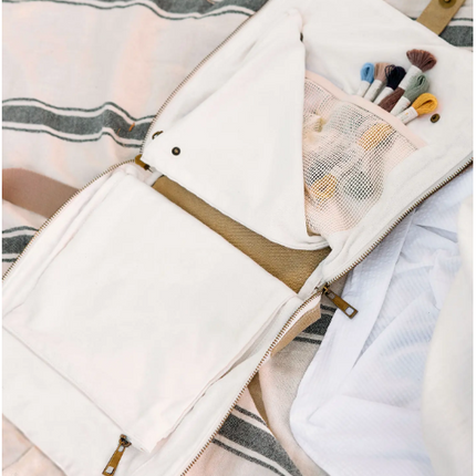 DMC-Eco Vita bolsa de labores cruzada, con 12 madejas