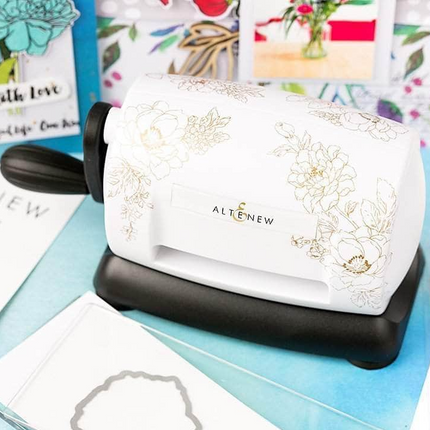 Die Cutting Essentials Bundle