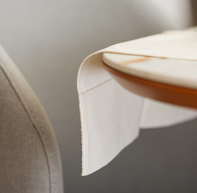 Caminos de Mesa en Lino 100% – Pureza, Textura y Elegancia Natural